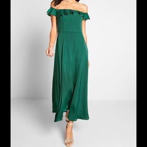 SOLD 🚫 ModCloth Ruffled Off-Shoulder Green Maxi Dress